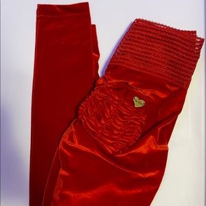 Cute Booty lounge BNWT Red velvet leggings medium